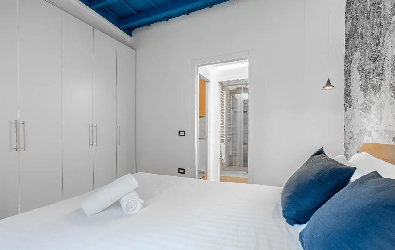 Joivy Spectacular Flat Near Duomo Apartment Milan